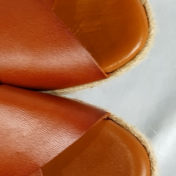 Bertuchi Women's Sandals Leather Slip On Wedge Brown Women’s Size 7.5" US/38 EU - Picture 16 of 16